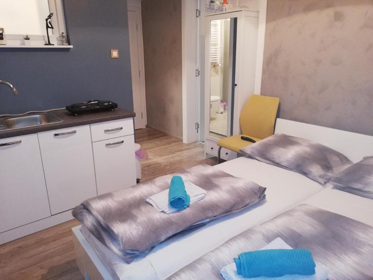 זאגרב Angela Studio Apartments מראה חיצוני תמונה